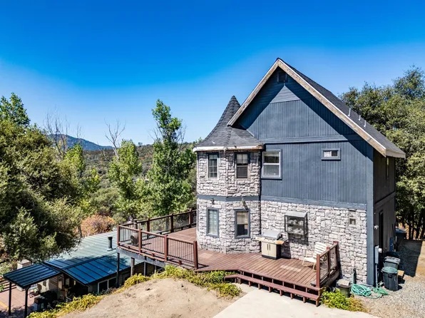 42306 Snowline Ct, Oakhurst, CA 93644