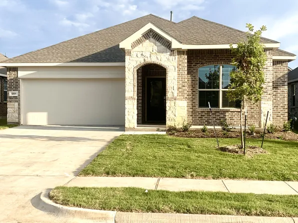 1201 Sassafras Dr, Princeton, TX 75407
