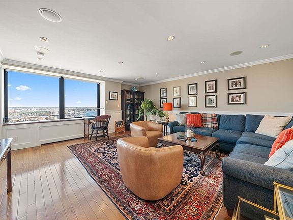 3rd image of 65 E India Row APT 33C