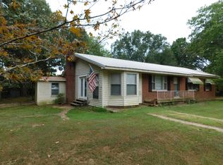 285 Pickens Ln, Adamsville, TN 38310