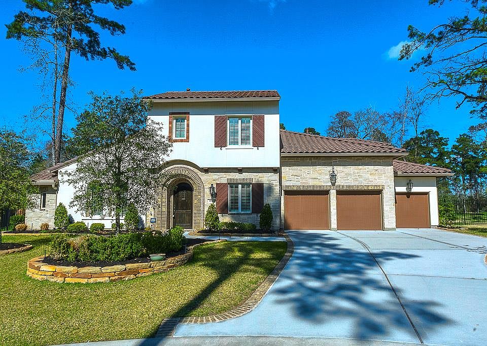 1st image of 11 Burgandy Oaks Ct