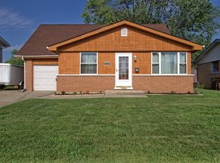16459 Craig Dr, Oak Forest, IL