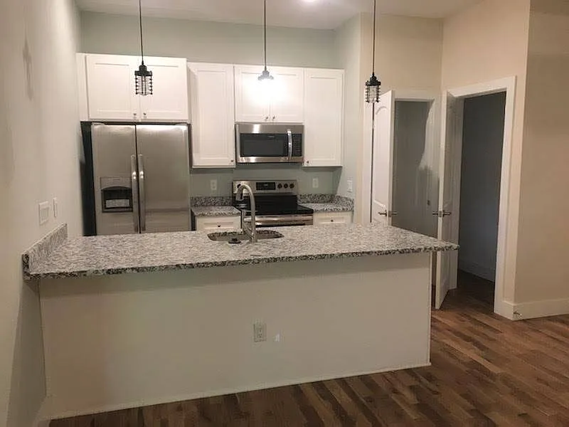 2315 Park Ave #2L