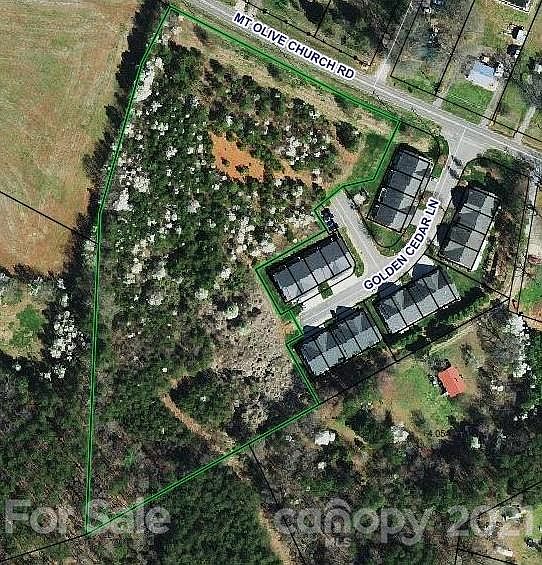 2nd image of 1671 Golden Cedar Ln