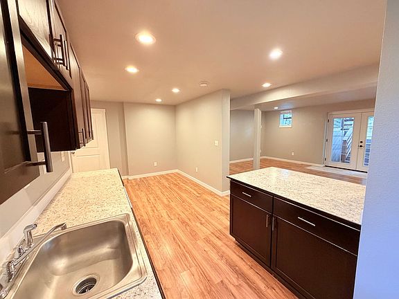 4th image of 4203 Sunnyside Blvd Unit B