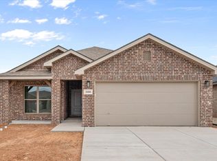 2408 Aberdeen Ave, Wolfforth, TX 79382
