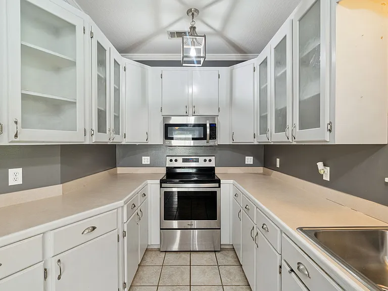 330 Boggy Hollow Rd — Photo 9