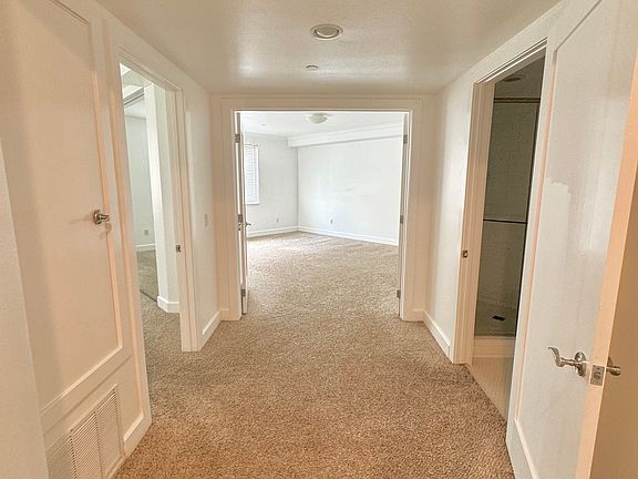 3rd image of 11611 Montana Ave APT 305