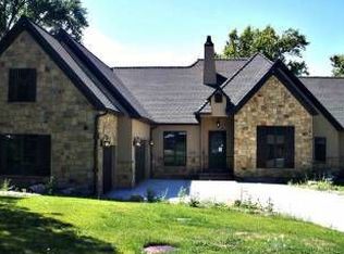 1792 Grover Ln, Holladay, UT 84124