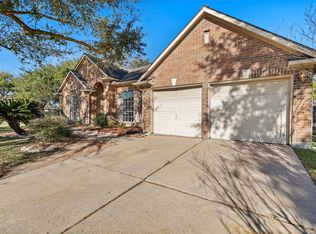 12134 Green Trails Dr, Stafford, TX 77477