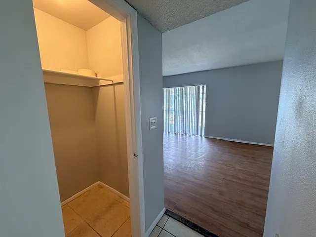 5224 Curry Ford Rd #312 — Photo 9