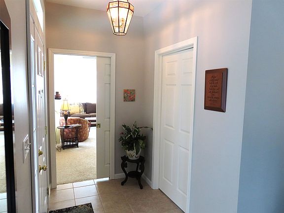 5th image of 17603 Dawn Ct