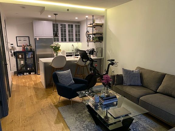 5th image of 26 West St #401M