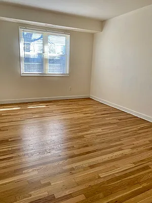 Sold by Remax Edge | media 7