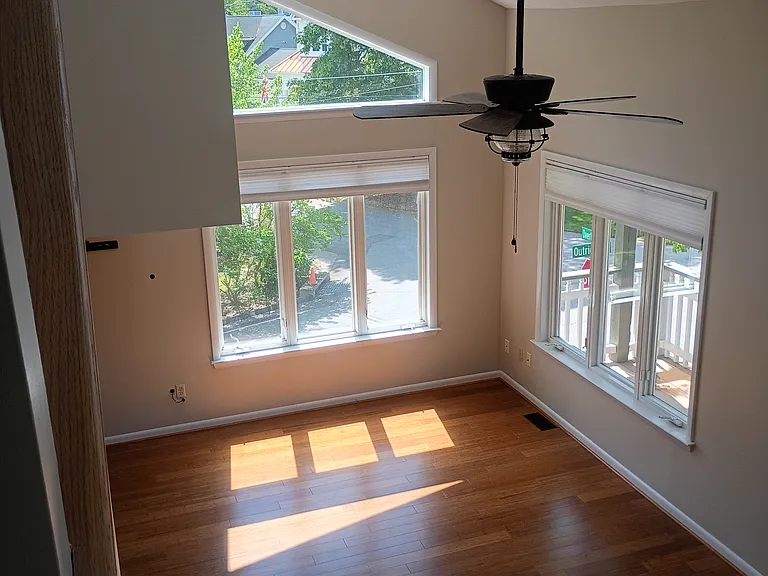 607 Overhill Dr — Photo 20