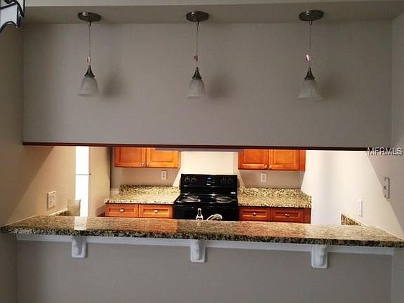 5th image of 5272 Brook Ct #230