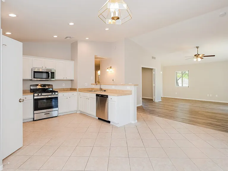 3530 S Desert Promenade Rd — Photo 4