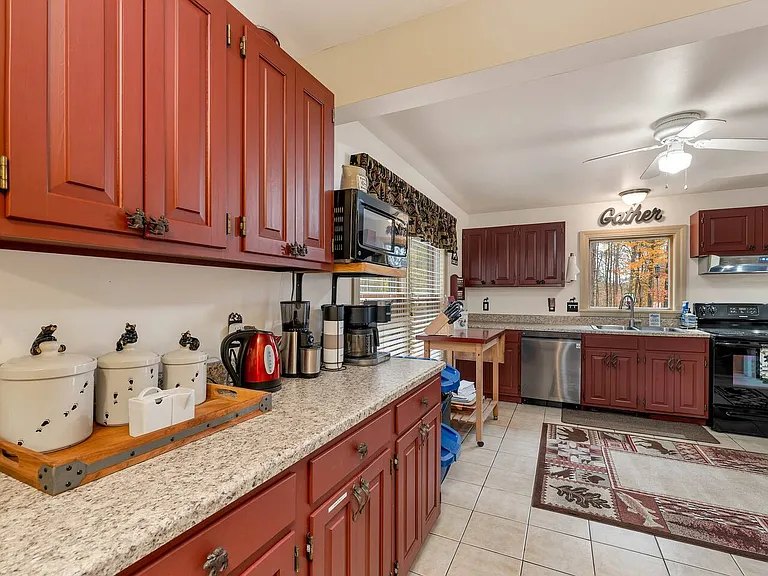 23 Red Gate Ln — Photo 7