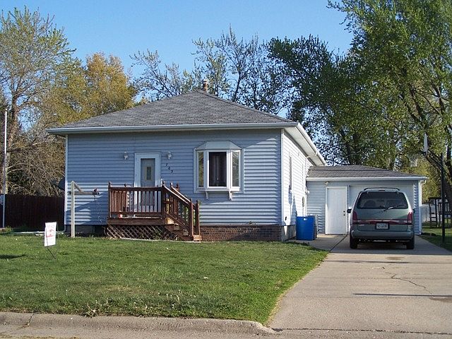 703 W Harper