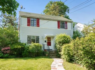 82 Elm St, New Rochelle, NY 10805