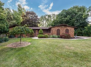 1085 Harold Cir, Ann Arbor, MI 48103