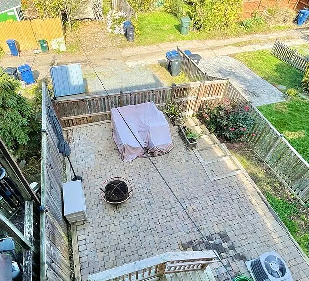 528 E Luray Ave — Photo 30