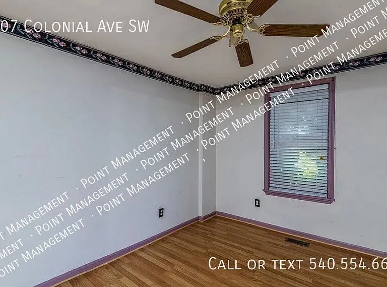 2407 Colonial Ave SW — Photo 17
