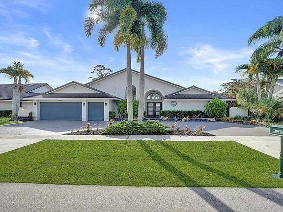 2nd image of 10875 Boca Woods Lane