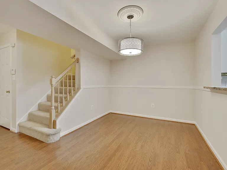 15305 Diamond Cove Ter #7-B — Photo 3