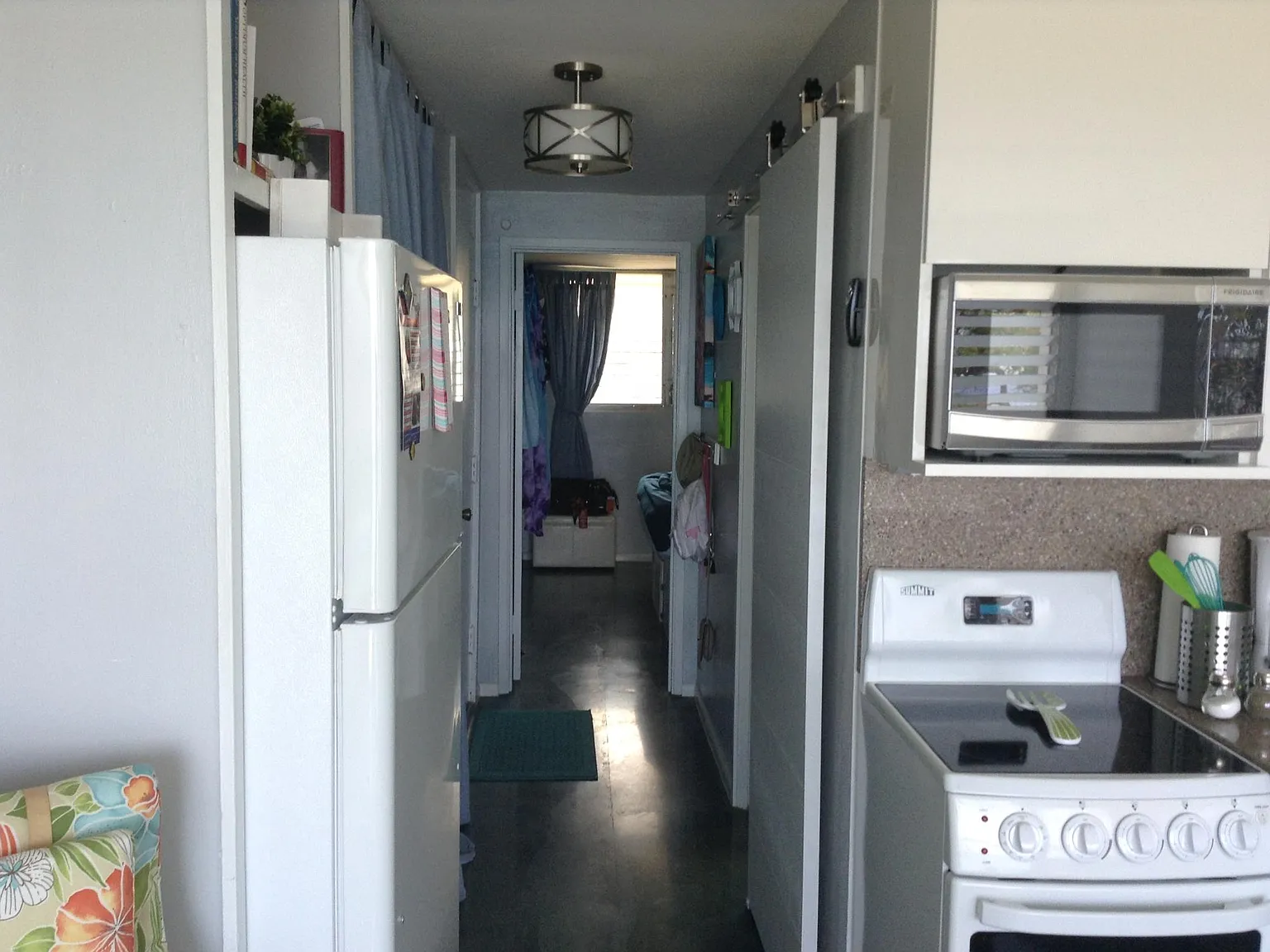 1 bed, 412 sqft, $2,400 — Photo 4