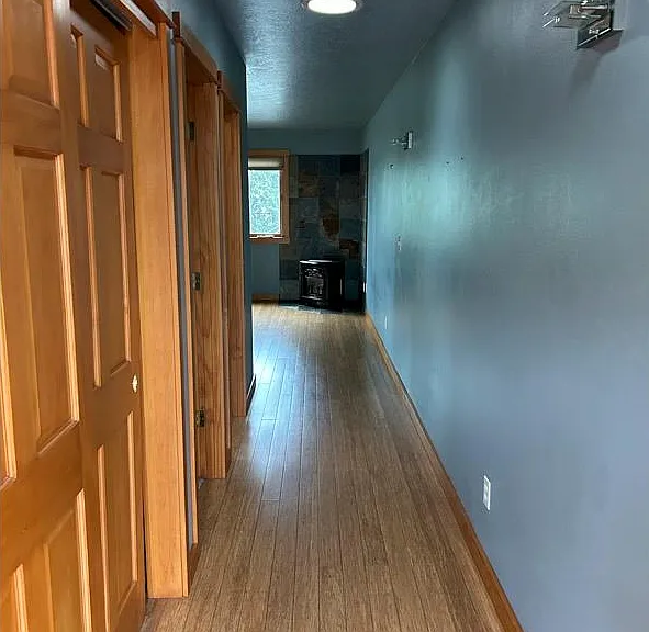 515 E 4th St #1 — Photo 4