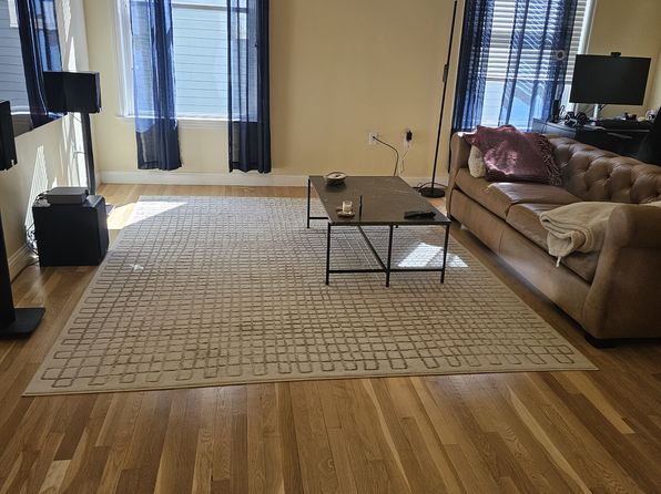 253 Norfolk St Unit 3