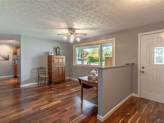 2nd image of 210 Virginia Ave