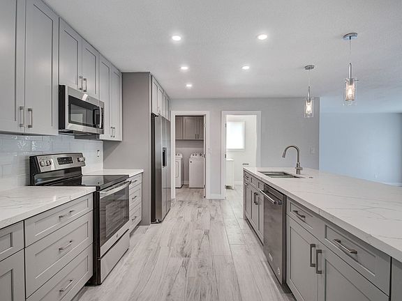 3rd image of 8332 E Rose Ln