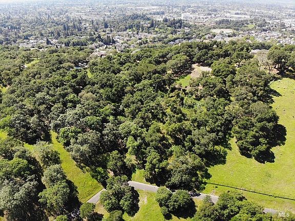 4th image of 3779 Nielsen Road