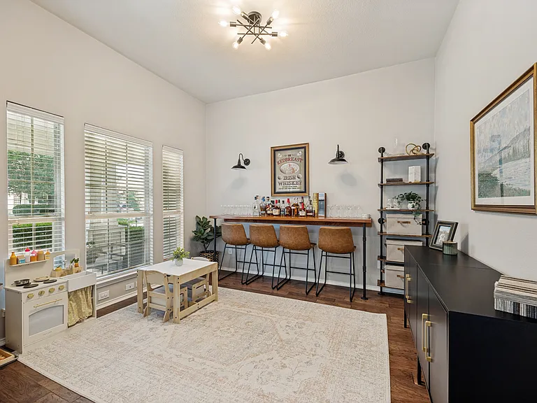 9716 Hedge Bell Dr — Photo 11