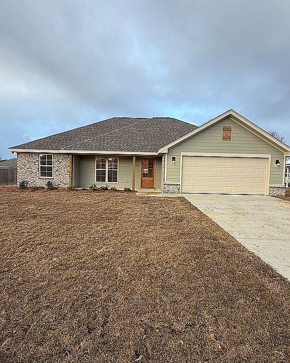 1st image of 108 Hyland Dr