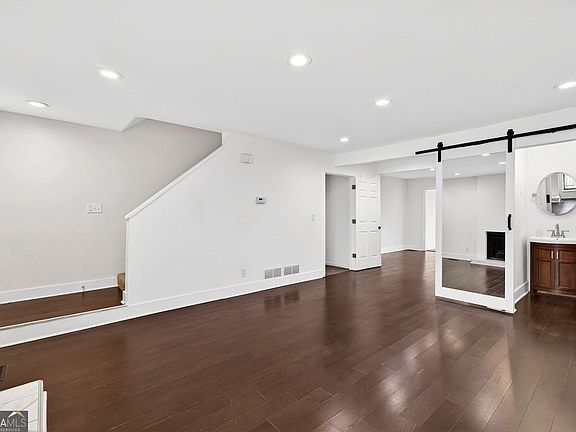 2nd image of 2226 Spring Walk Ct