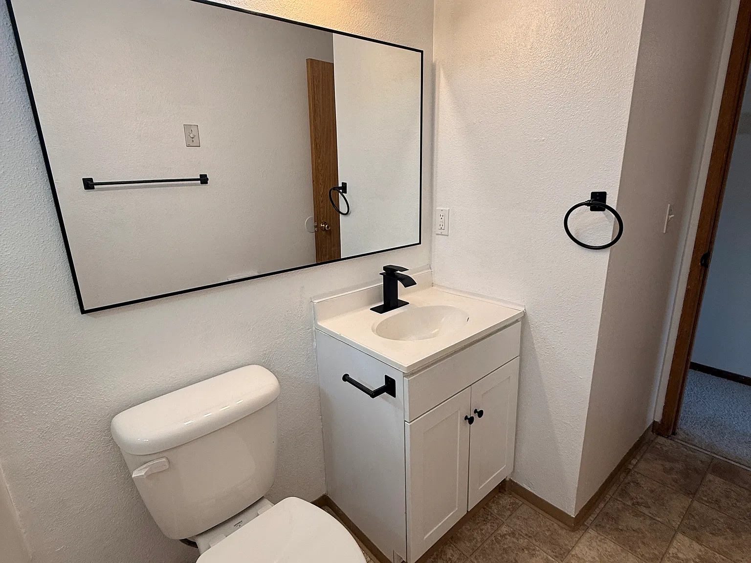 2 bed, 900 sqft, $1,750 — Photo 4