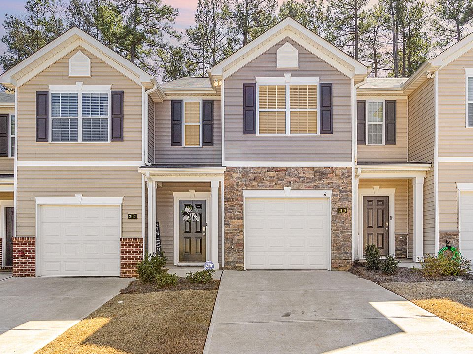 1st image of 2119 Lily Dr