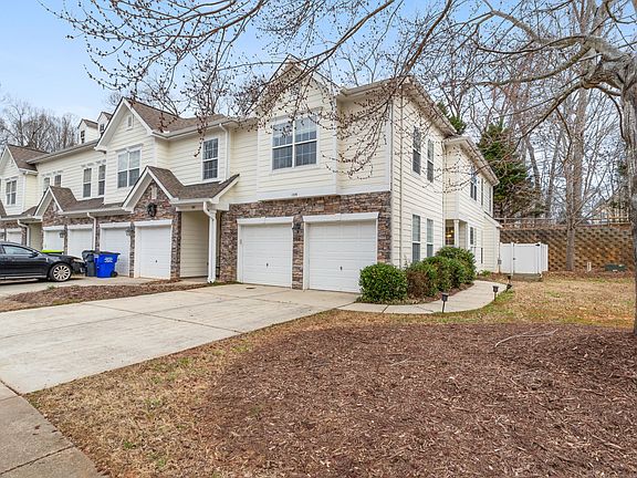 2nd image of 109 Bartlett Cir