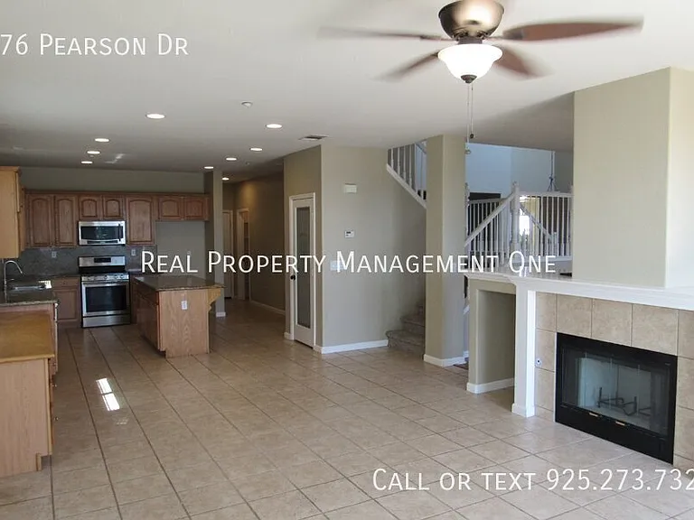 576 Pearson Dr — Photo 9