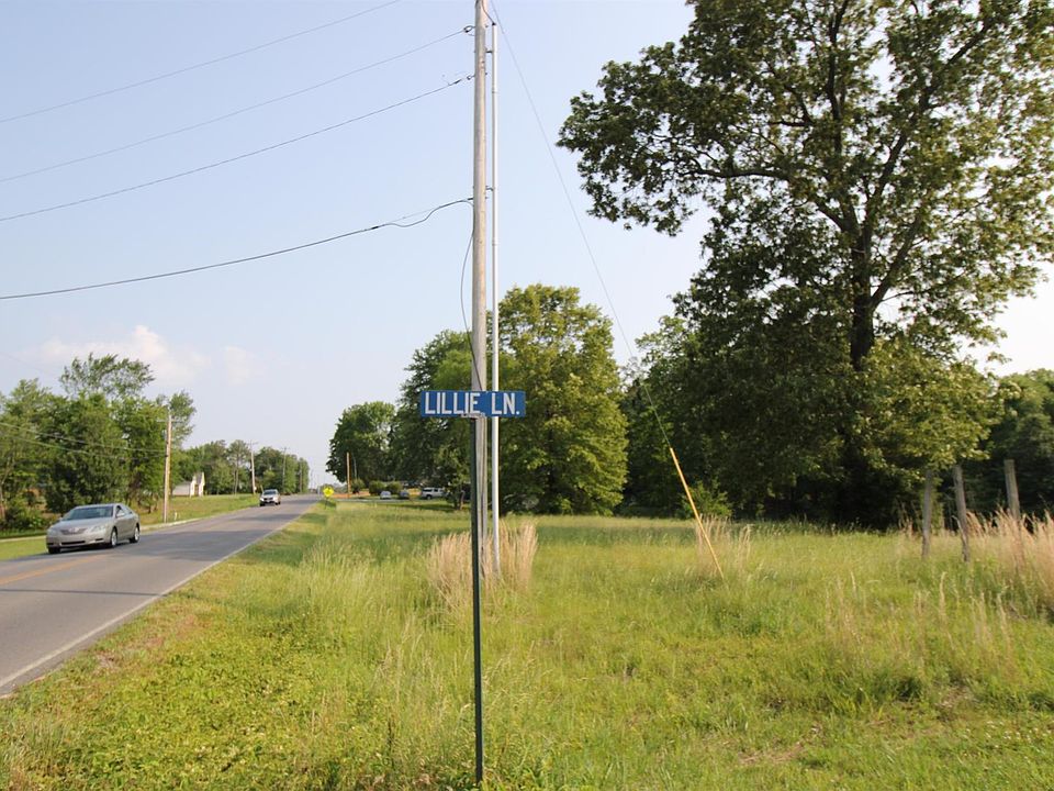 1st image of 00-0 Lillie Ln #28