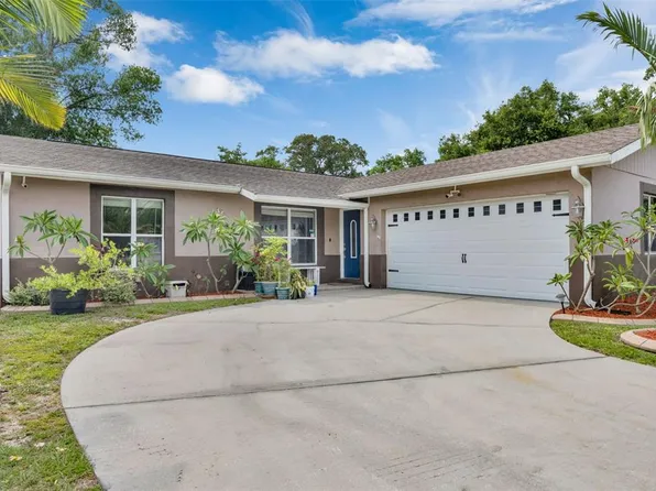 2228 Lauren Cir, Brandon, FL 33510