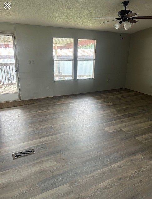2nd image of 198 Clover Ln