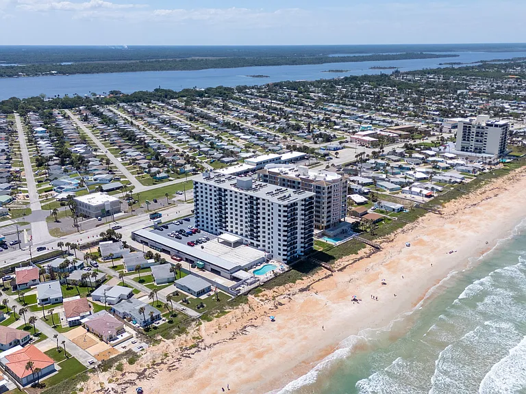 1415 Ocean Shore Blvd #M110 — Photo 23