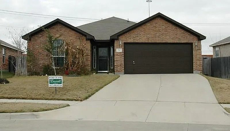 1st image of 713 Aries Dr