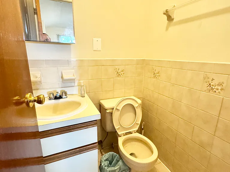 4650 Bedford Ave #3 — Photo 13