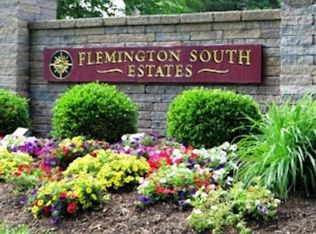 215 Westminster Pl #215, Flemington, NJ 08822
