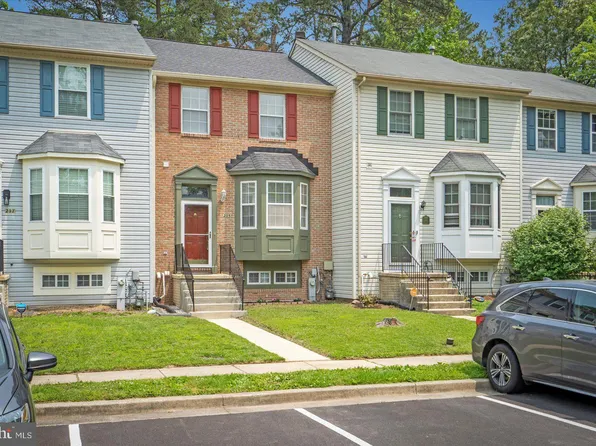 205 Quiet Ridge Ct, Pasadena, MD 21122